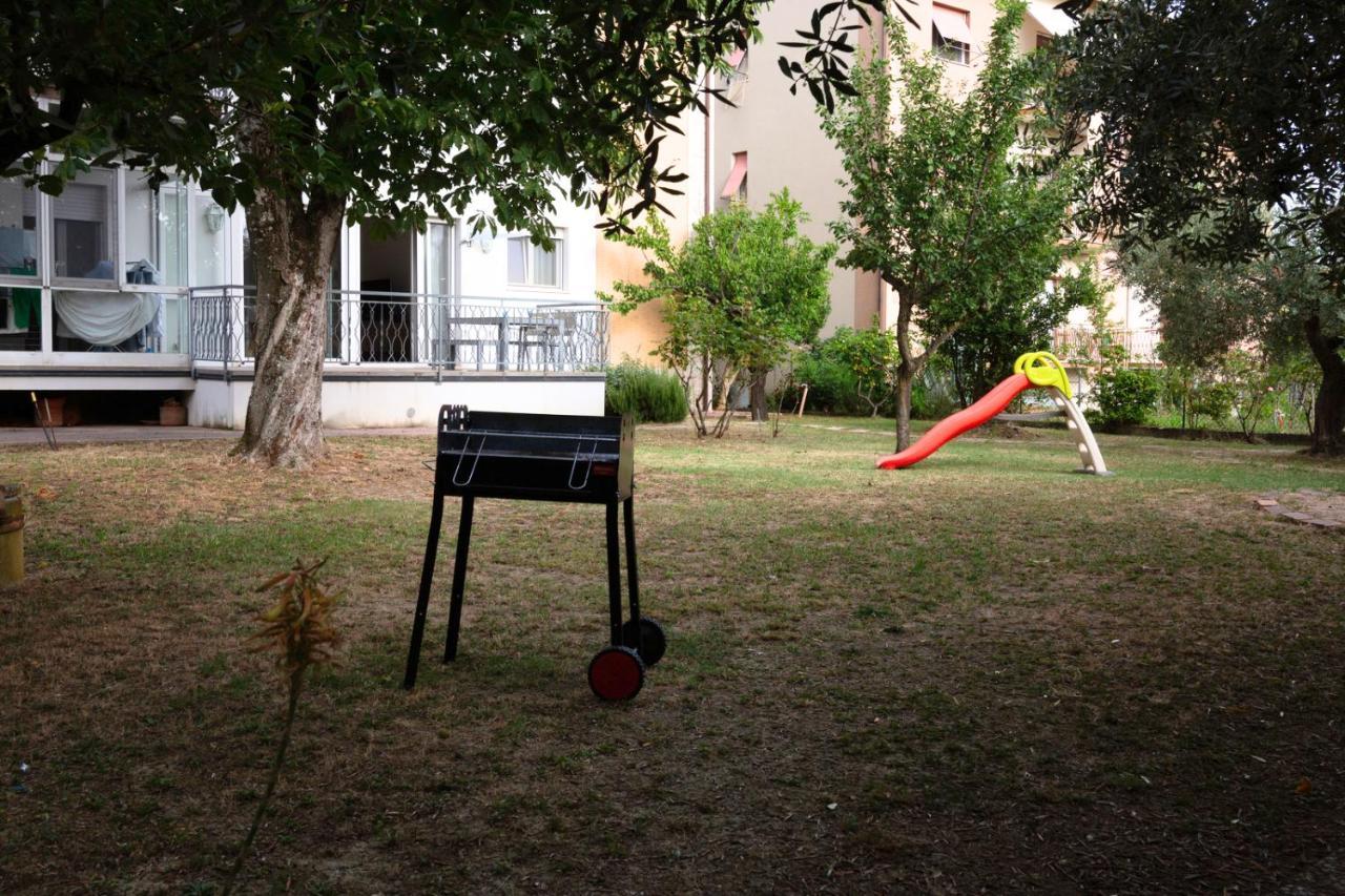 Apartament L'Oasi Della Pace - Confortevole E Vicino A Tutto Chiaravalle Marche Zewnętrze zdjęcie